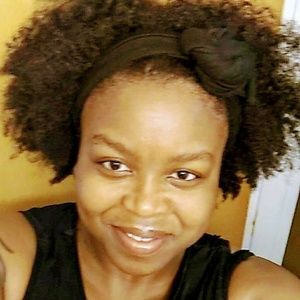 Meet your Posher, Rena